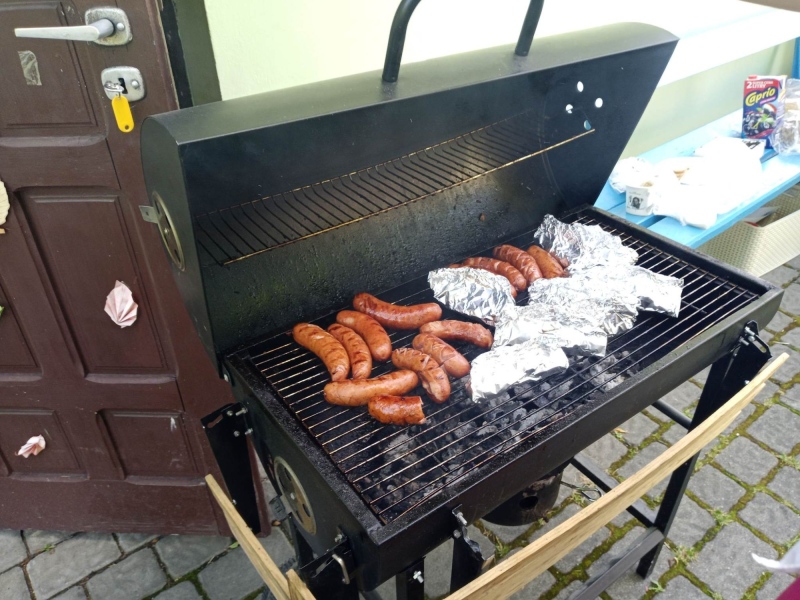 foto:  Grill w ogrodzie 2023